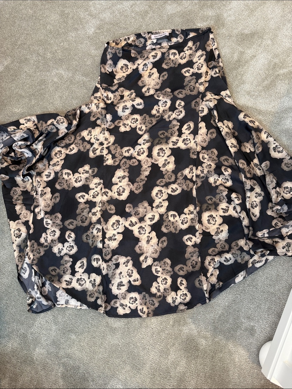 Georgeette Navy and Cream Floral Pattern Satin Skirt